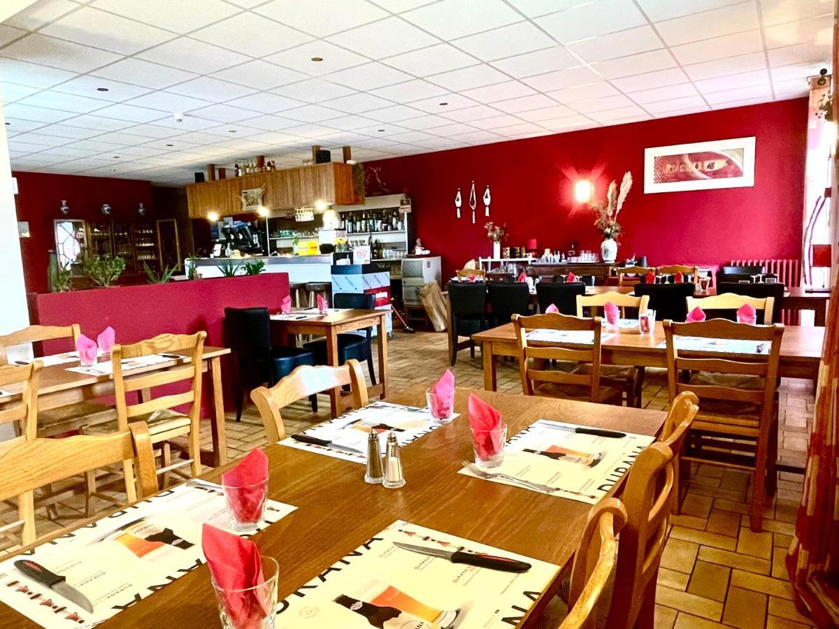 Auberge Le Beaulieu -Cantal Εξωτερικό φωτογραφία